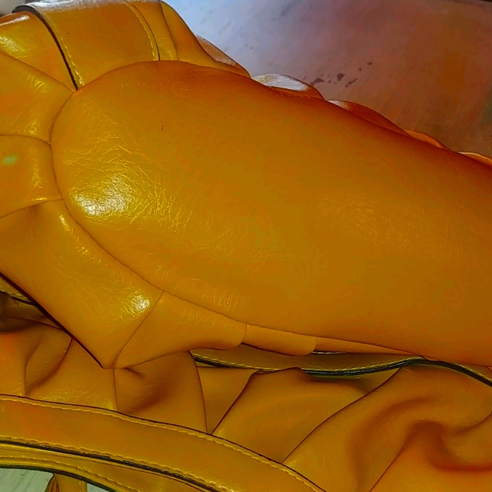 Purse - Picture 7 of 8